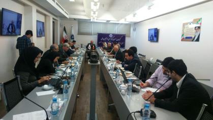 در نشست کمیسیون سرمایه گذاری و تامین مالی اتاق بازرگانی خراسان رضوی تاکید شد:  ضرورت ارتقای سهم صنعت از منابع بانکی استان